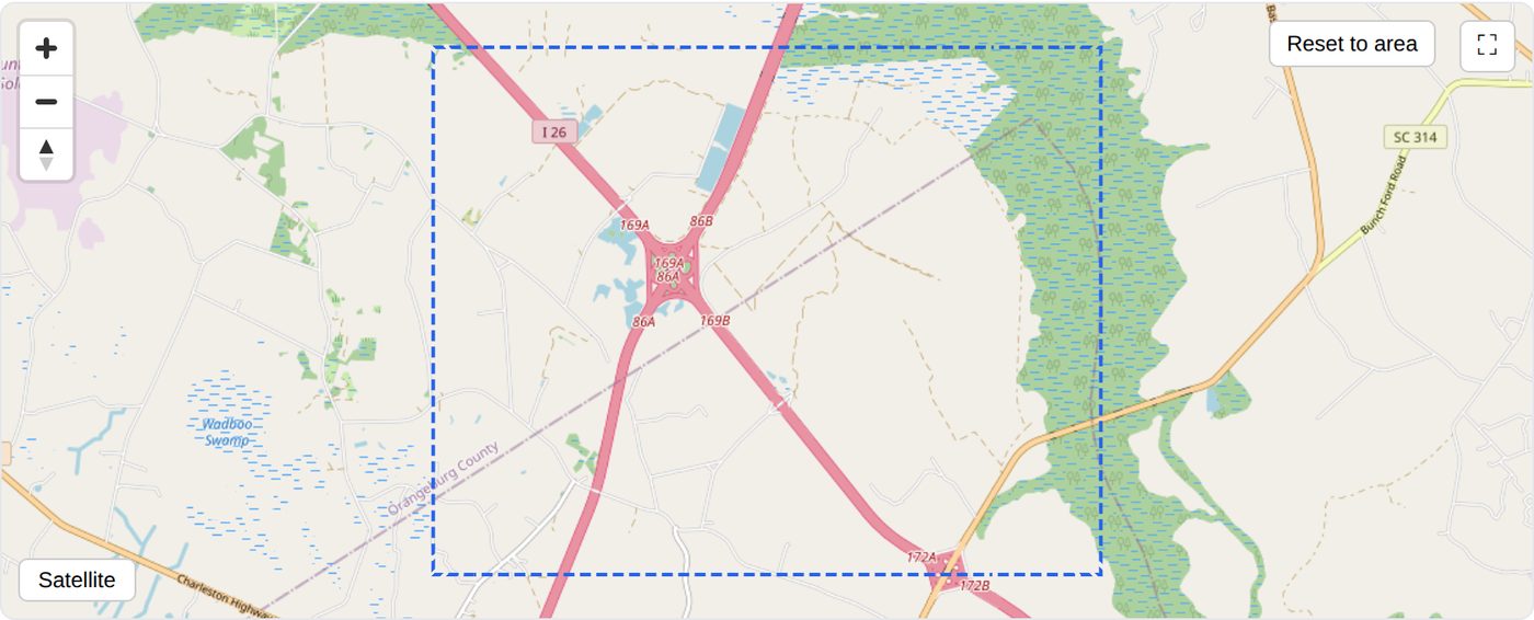 iVerify location map of the I-26 and I-95 crossing north of St George, SC (Dorchester County); the crossing is a through-movement interchange with Four Hole Swamp floodplain to the east and no local arterial frontage